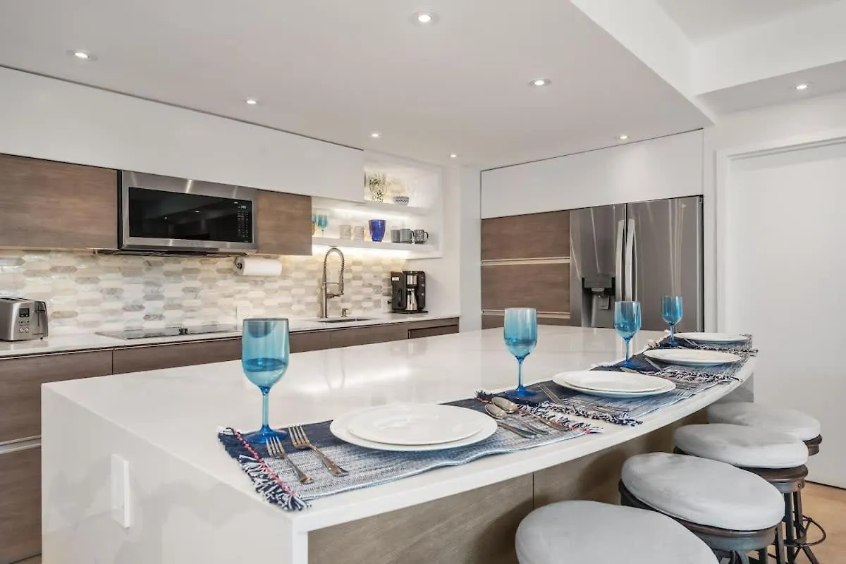 Apartment Beachfront Luxury 2Br-Villa Acqua Rio Mar Carmelita