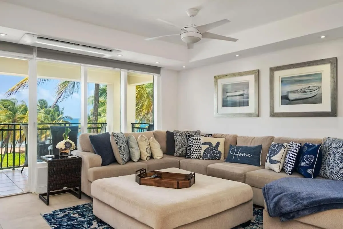 Beachfront Luxury 2Br-Villa Acqua Rio Mar Carmelita Apartment